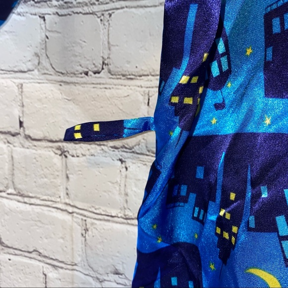 🎓 Miss Fifi Two Piece Silky Navy Set Robe & Bottoms - Picture 3 of 9